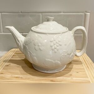 Burleigh Davenport Tea Pot - Staffordshire England, White Embossed Berry Design